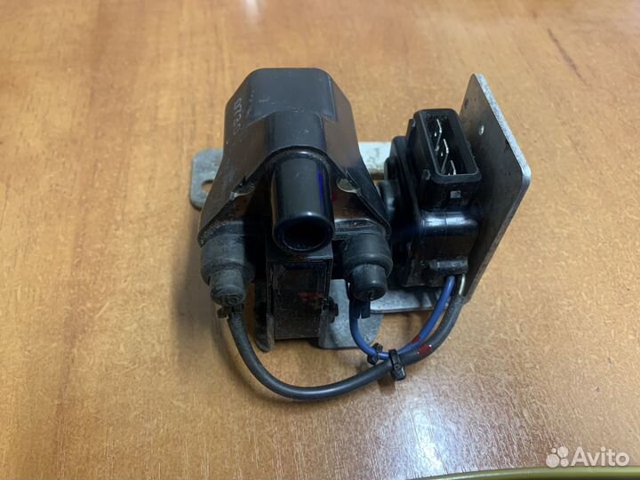 Катушка зажигания с коммутатором Ауди 80/100/А6