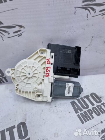 Моторчик стеклоподъемника передний левый