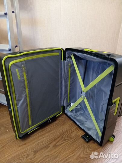 Чемодан American tourister Trigard 66 см