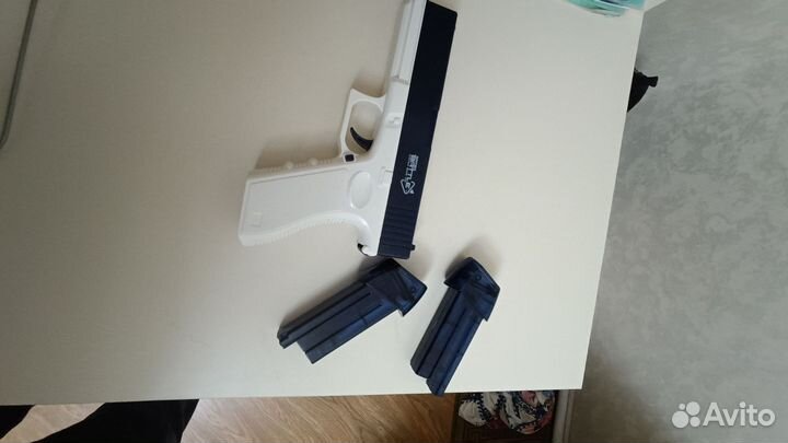 Водяной пистолет глок