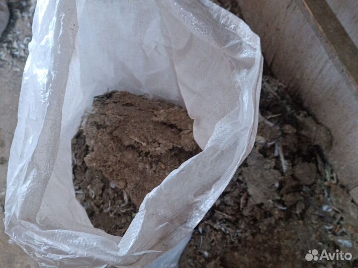 Голубиный помет в мешках