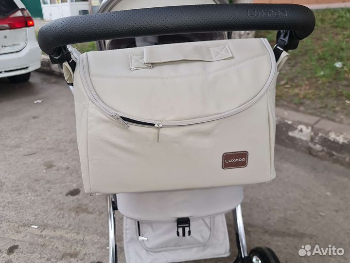Коляска с рождения новая