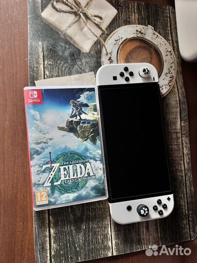 Nintendo switch Oled 128 гб на гарантии