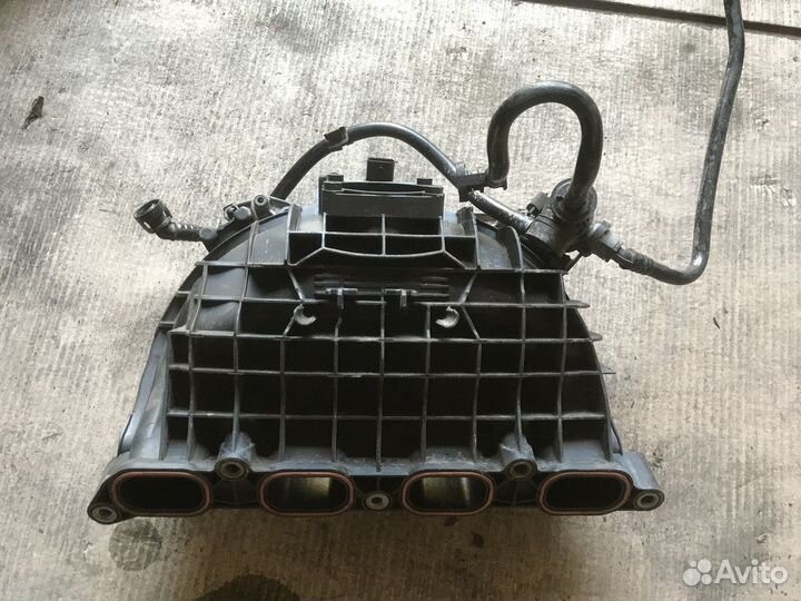 Коллектор впускной (BMW X1)