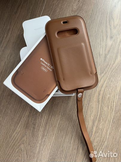 Оригинальные аксессуары Apple iPhone