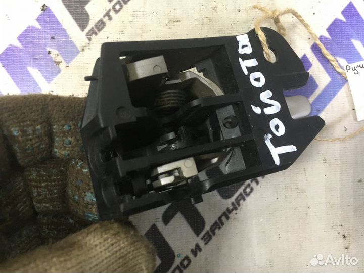 Ручка двери внутренняя левая Тойота Королла Е150