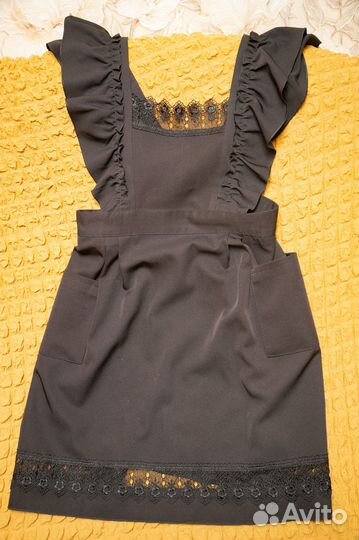 Школьный фартук черный