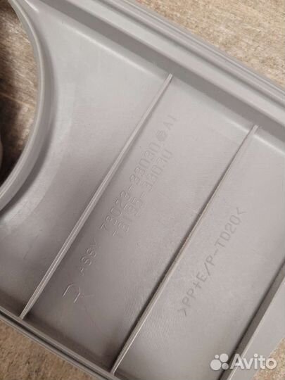 Накладка стойки кузова Toyota Camry V50 V55