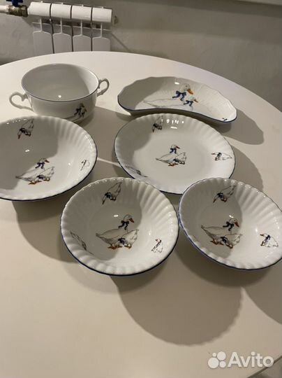 Посуда фарфор гуси