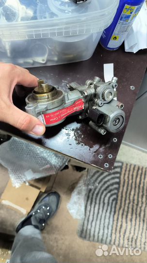 Топливный насос на авто Porsche 4.11