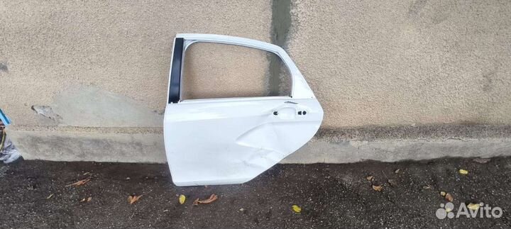 Дверь LADA vesta задняя левая