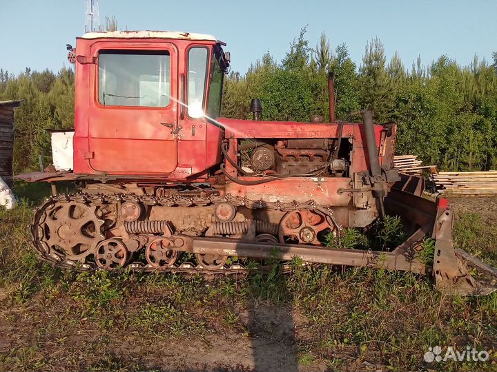 Трактор ВгТЗ ДТ-75, 1989