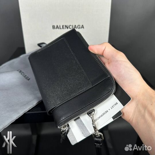 Balenciaga Passport кошелек