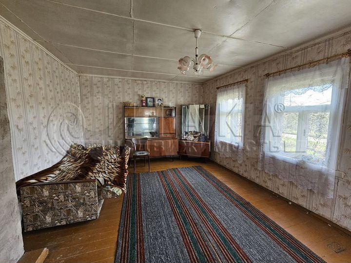 Дом 53 м² на участке 12 сот.