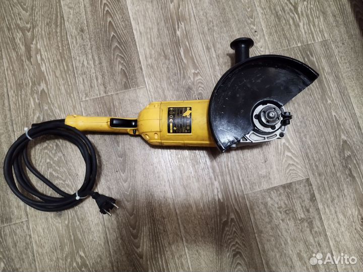 Ушм болгарка dewalt бу