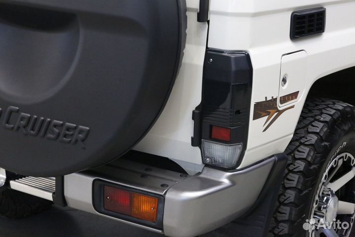 Toyota Land Cruiser 4.0 МТ, 2022, 10 км