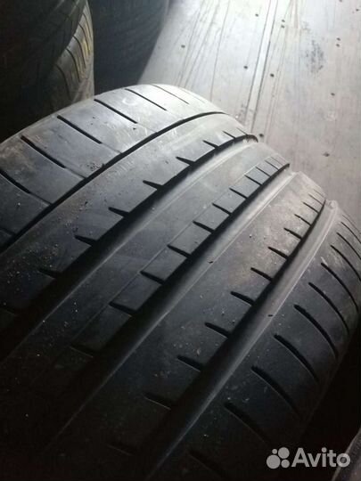 Yokohama Advan Sport V105 315/30 R22 и 285/35 R22 107Y