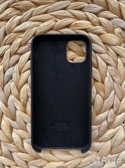 Чехлы на iPhone 11 новые