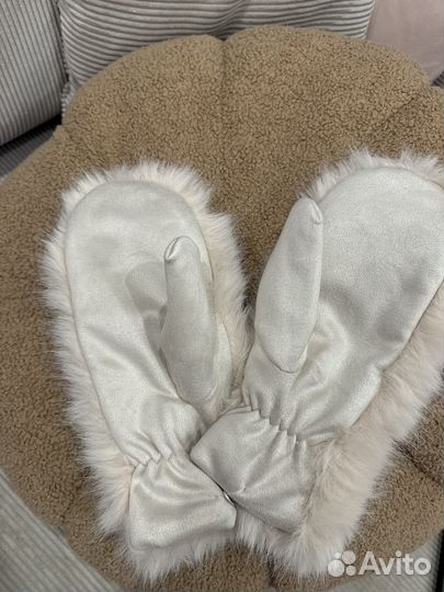 Варежки меховые женские