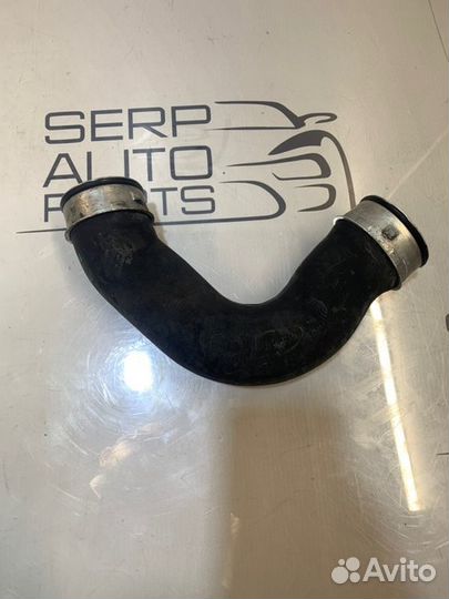 Патрубок интеркулера Volkswagen Passat B6 2.0 BMR