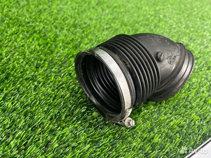 Патрубок впускной системы Bmw 1 E87 N45B16 2006