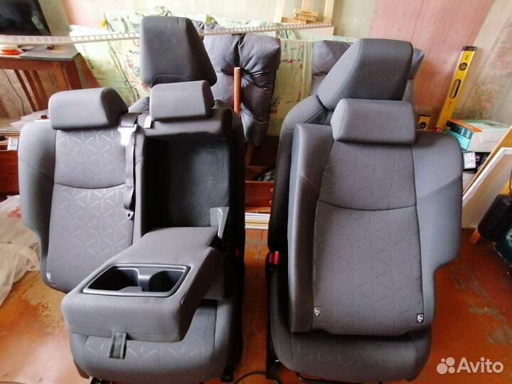 Кресла от toyotarav4
