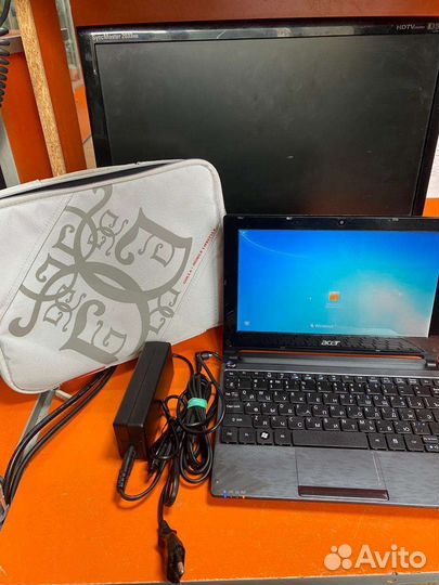 Нетбук acer Aspire One