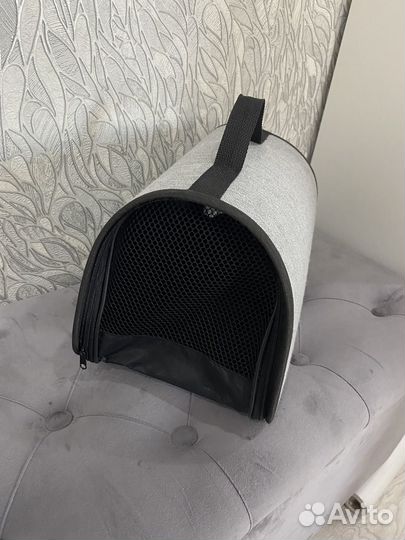 Переноска для собак и кошек