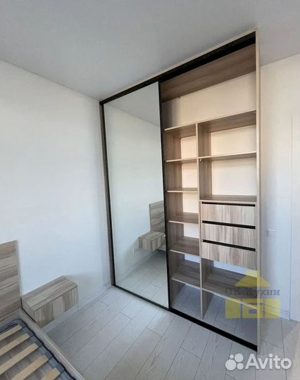 Распашной шкаф