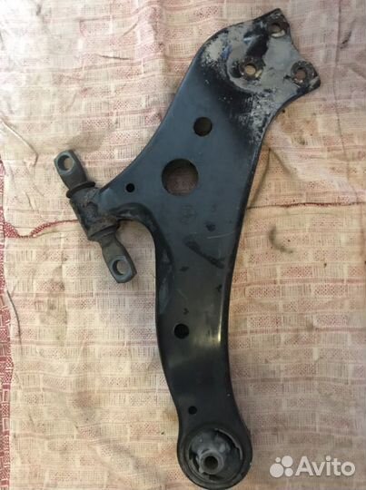 Рычаг передний Тойота Хайлендер (оригинал)