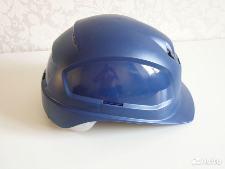 Каска защитная Uvex Феос B-Wr