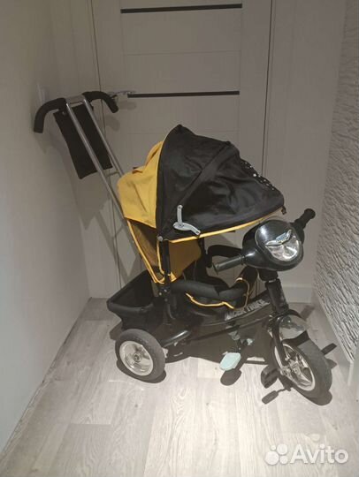 Велосипед с родительской ручкой Racer trike Jaguar