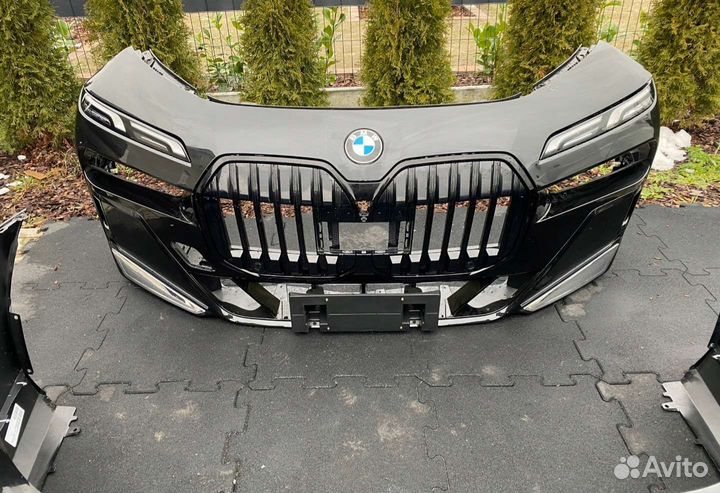Bmw 7 G70 бампер передний и задний м пакет