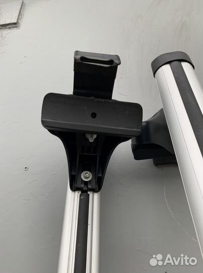 Поперечины на рейлинги Лада X Ray