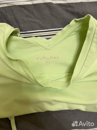 Топ женский с длинными рукавами