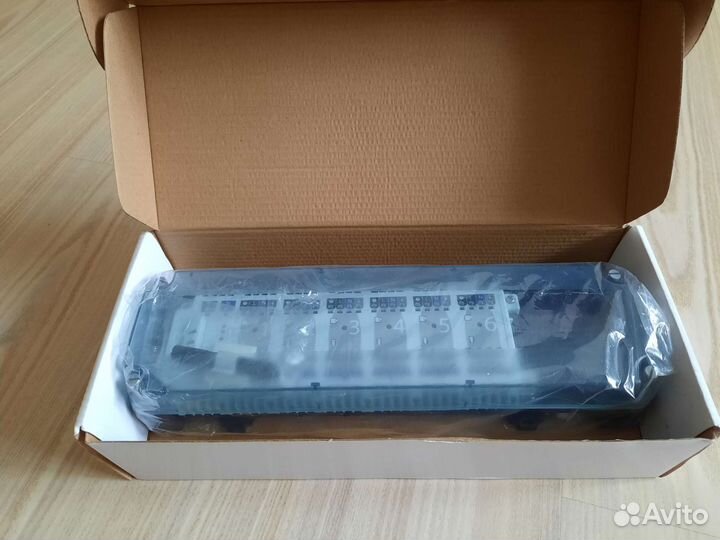 Центр коммутации Salus KL06 Funk арт.132500