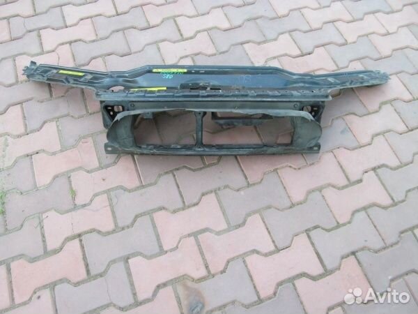 Панель передняя (телевизор) Volvo S80 1 1998-2006