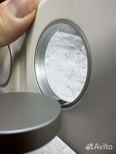 Двойная беспроводная зарядка Apple MagSafe