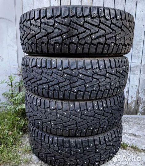 Pirelli Ice Zero SUV 235/65 R17 108T