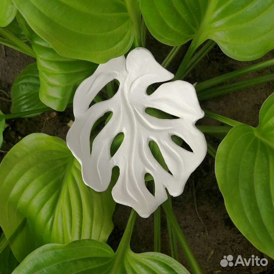 Monstera made of clay, подставка для украшений