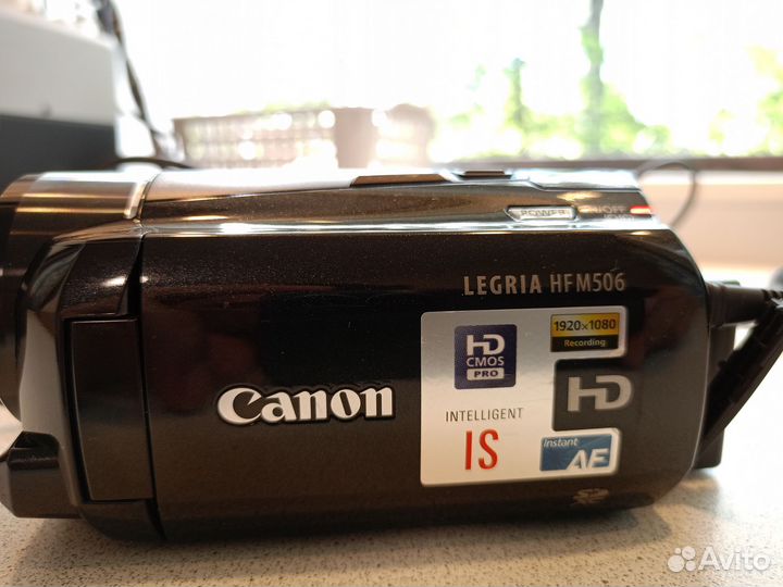 Canon legria HF M506