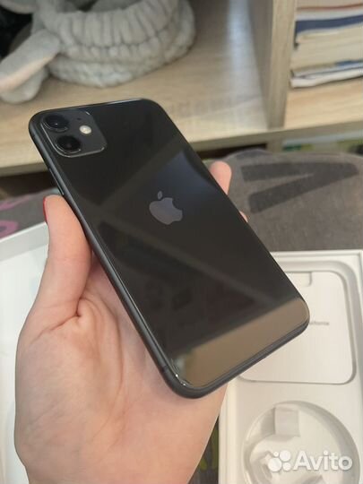 iPhone 11, 128 ГБ