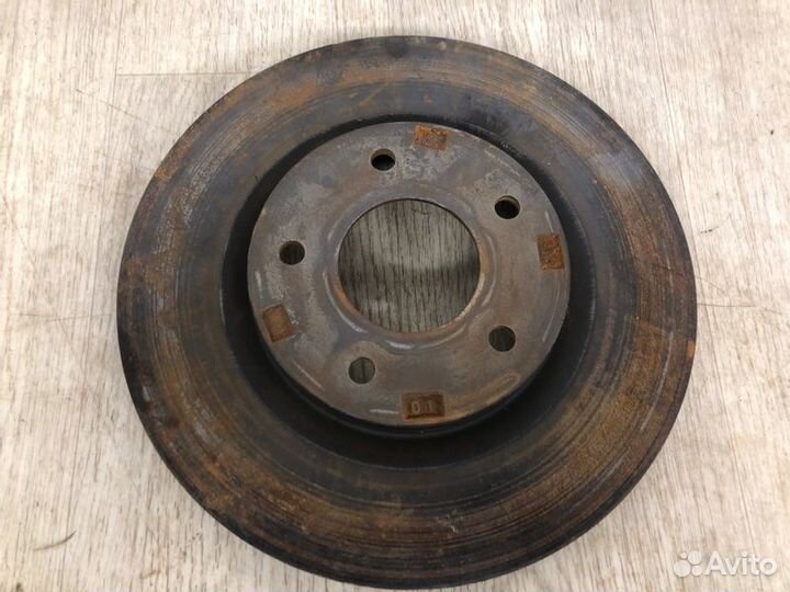 Диск тормозной передний Mitsubishi Outlander Xl