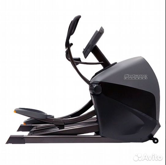 Эллиптический тренажер Octane XT3700 с консолью