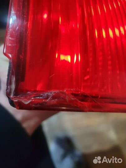 Задний левый фонарь на toyota Aleх