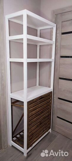 Корзина для вещей. Этажерка, стеллаж из дерева