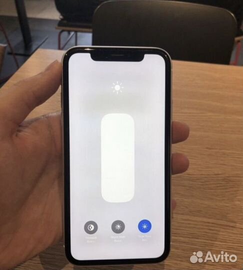 Телефон iPhone xr