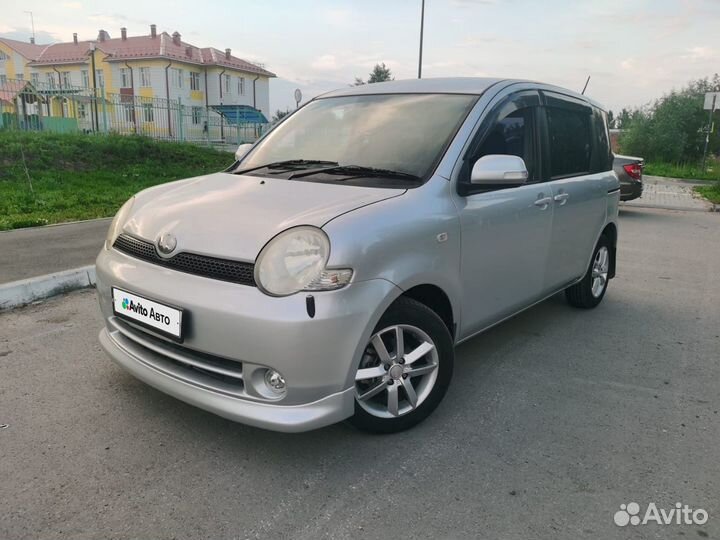 Toyota Sienta 1.5 AT, 2005, 200 000 км