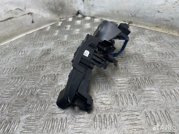 Кнопки на руль Toyota Camry V50 2011