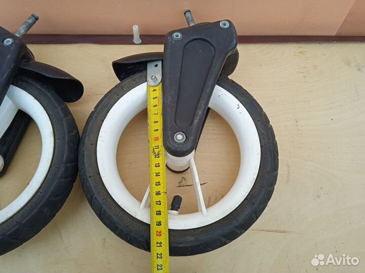 Передние колеса для детской коляски